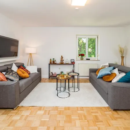 Og1 R Mit Balkon 15min Bis Salzburg * فريلاسنغ