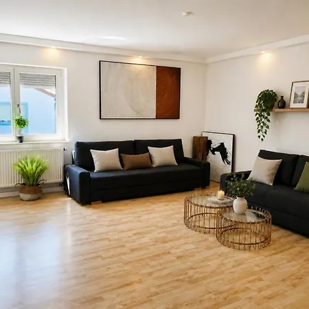 Apartment Og1 R Mit Balkon 15min Bis Salzburg *