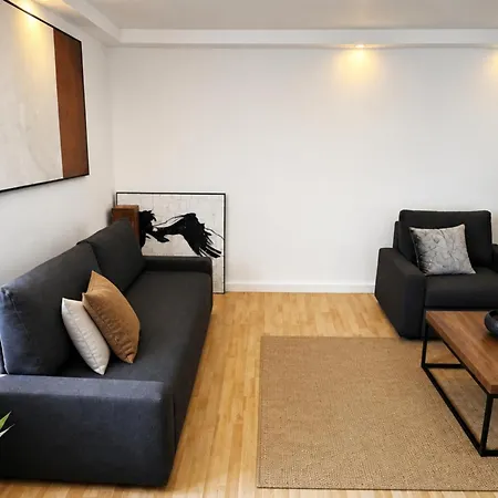 Og1 R Mit Balkon 15min Bis Salzburg Freilassing