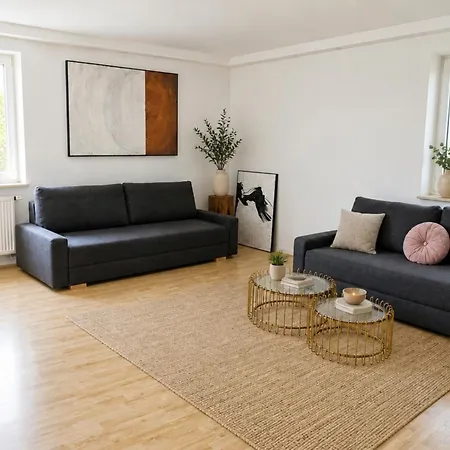 Apartment Og1 R Mit Balkon 15min Bis Salzburg