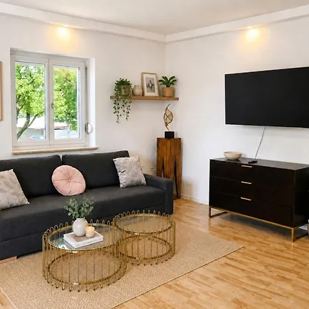 Og1 R Mit Balkon 15min Bis Salzburg * Freilassing